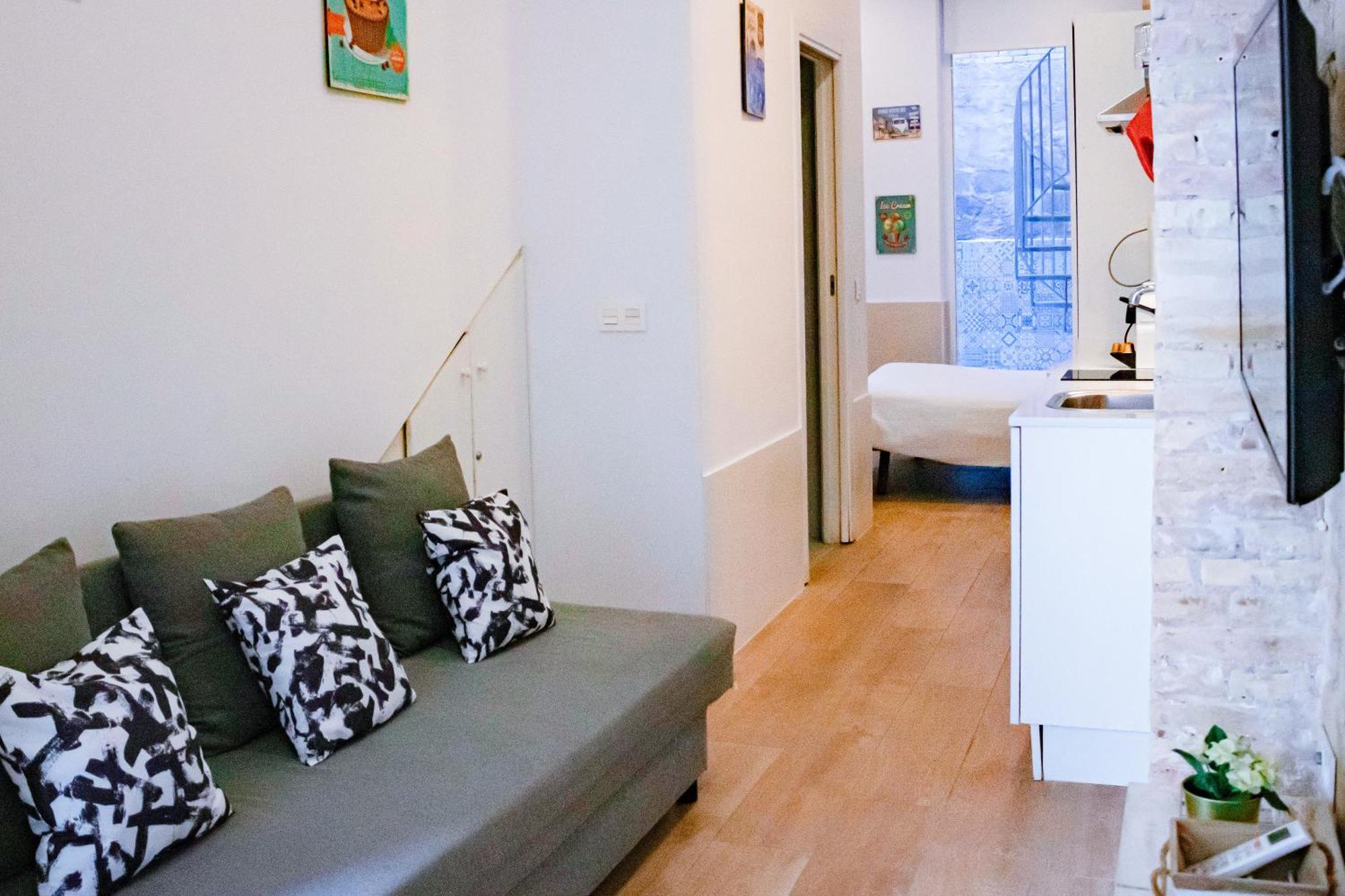 Appartamento Loft Independiente Con Piscina Compartida En Centro De