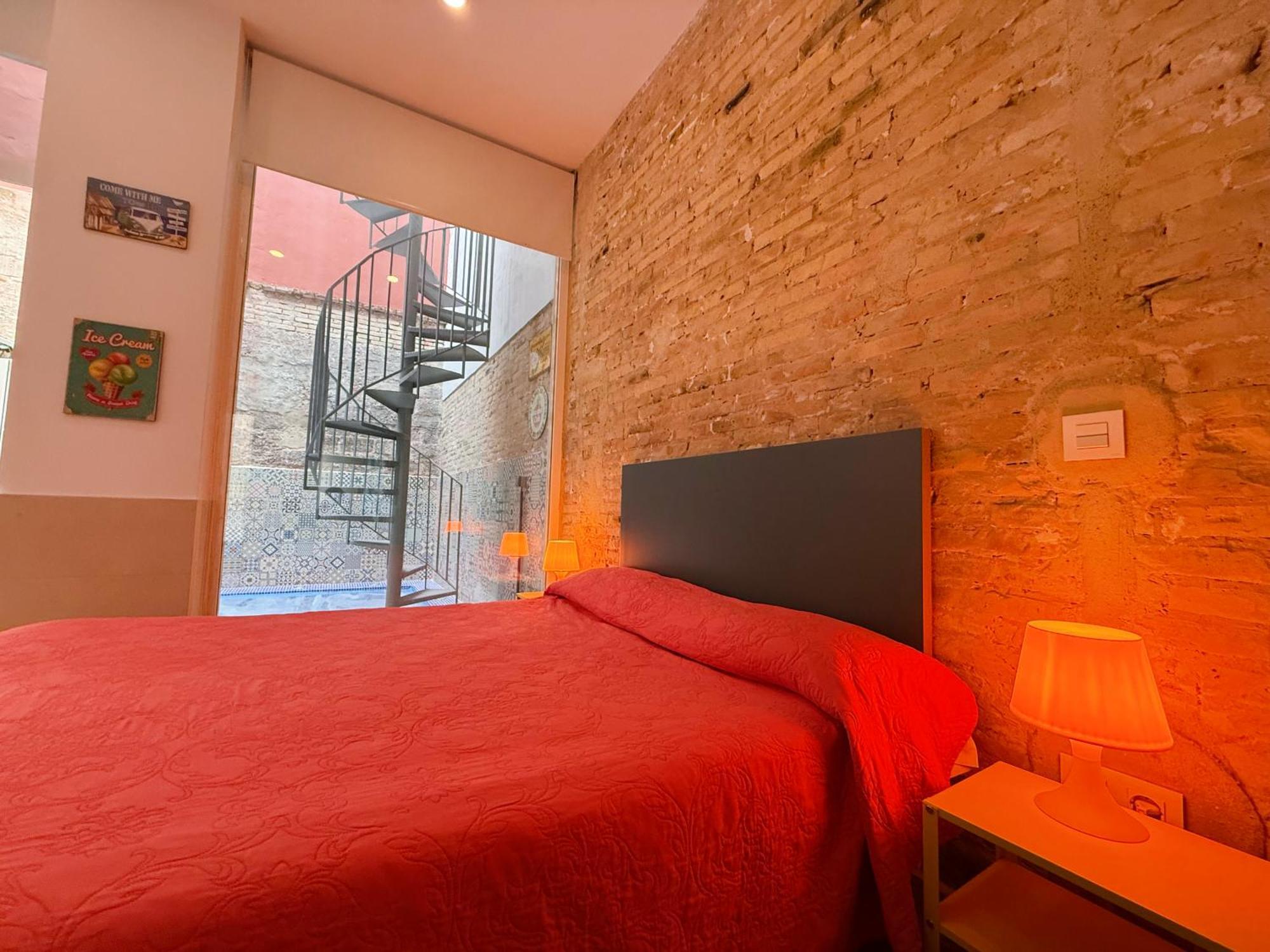 Appartement Loft Independiente Con Piscina Compartida En Centro De Valence