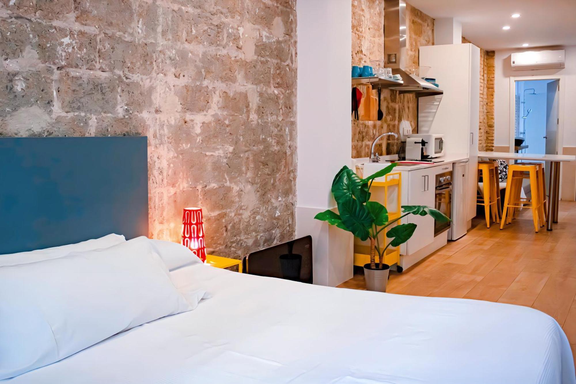 Loft Independiente Con Piscina Compartida En Centro De Valence